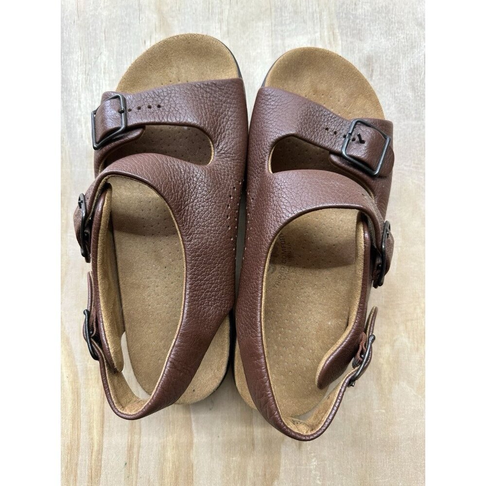 SAS Double Buckle Sandal Women’s 8.5 M Brown Pebbled Leather Tripad Comfort EUC